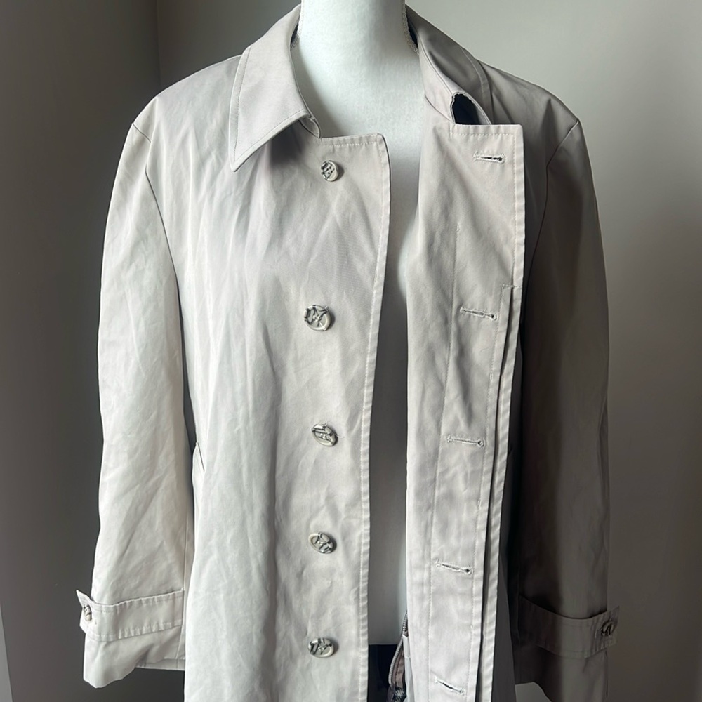 Vintage Moore’s Men’s Trench Coat Beige Plaid Lined 40 Short
